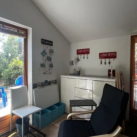 Chalet Le Cabanon Entoure De Pins